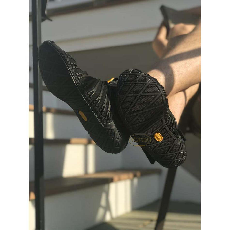 Vibram Furoshiki Knit High Men's Shoes Black | NZ_Y03